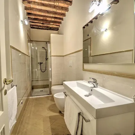 Villa Cycling Holidays Il Tiglio Lucca